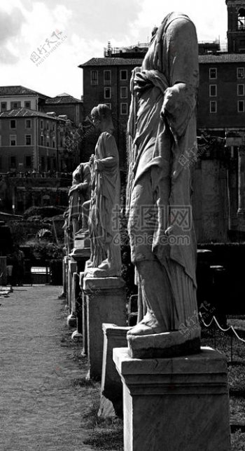 罗马街头的雕像
