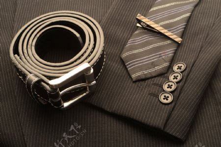 领带和皮带图片
