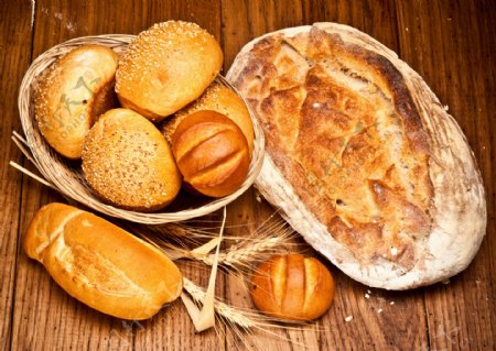 面包与麦穗图片