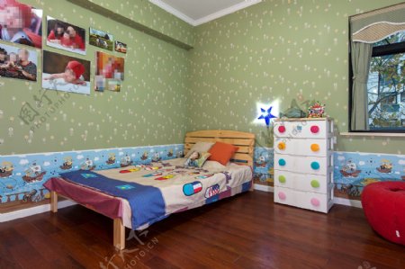 美式简约儿童房装修效果图