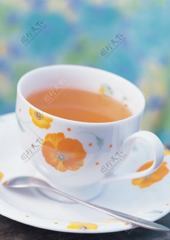 杯子里的橙汁特写图片图片