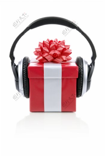 耳机与圣诞节礼物图片