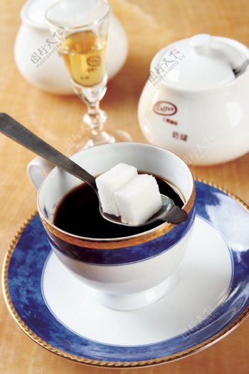 皇家咖啡糖块图片