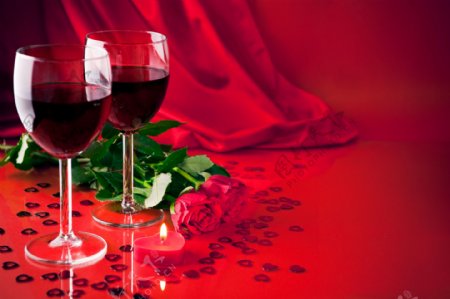 红酒与玫瑰花图片