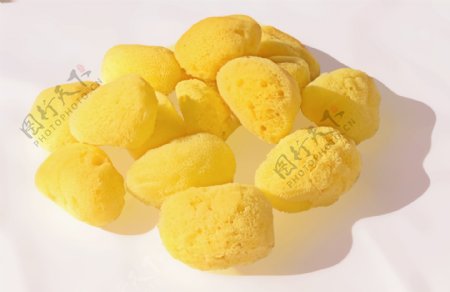 黄色海绵球图片