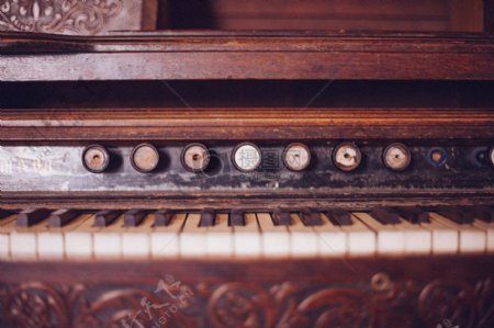 复古风钢琴