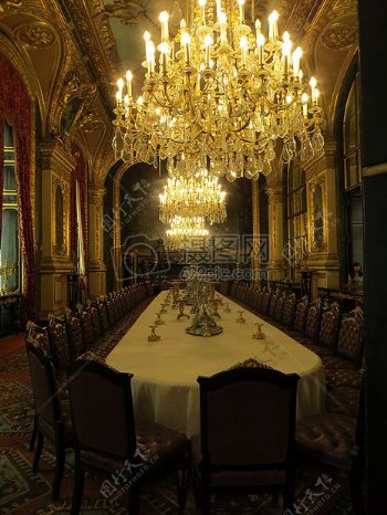罗浮宫的餐厅