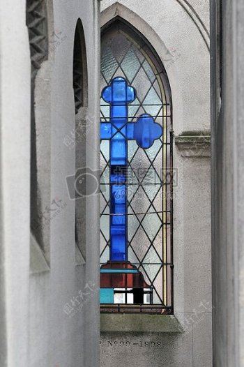 教堂里的彩色窗子