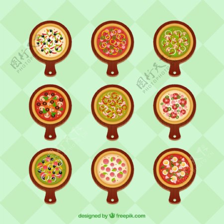 9款木质圆盘上的披萨矢量素材