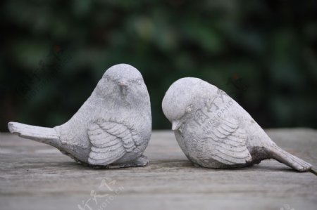 石头小鸟雕塑图片