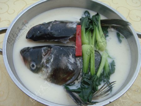 浓汤炖锅图片