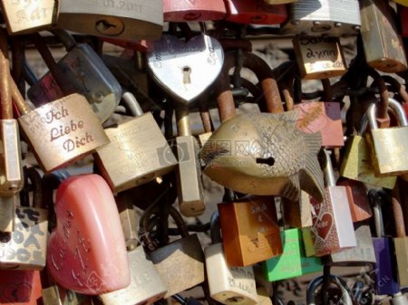 科隆城堡挂锁爱情符号爱情爱同心锁桥忠诚承诺