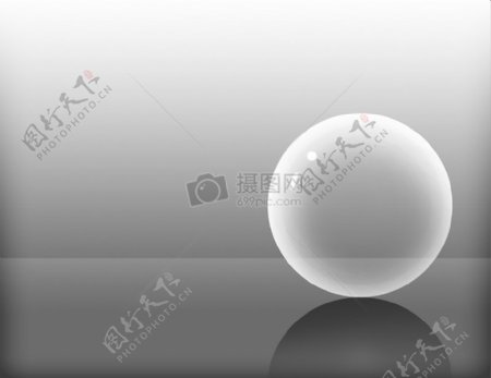 透明球体的倒影