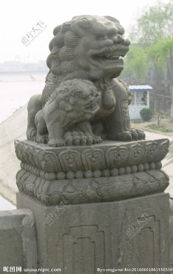 卢沟桥石狮