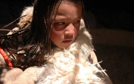 藏族少女