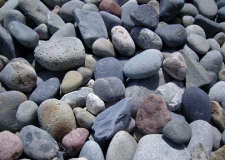 河滩石子