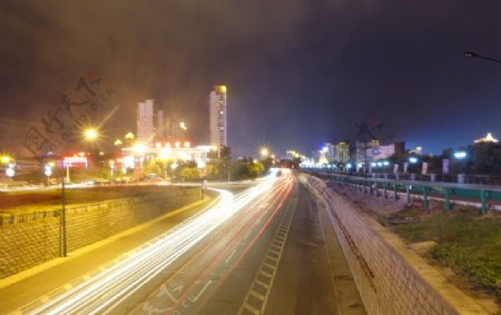 吉林市车流夜景