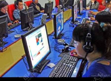 中国网民数量已达到1.72亿