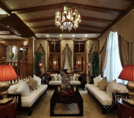 现代时尚奢华客厅浅褐色窗帘室内装修效果图
