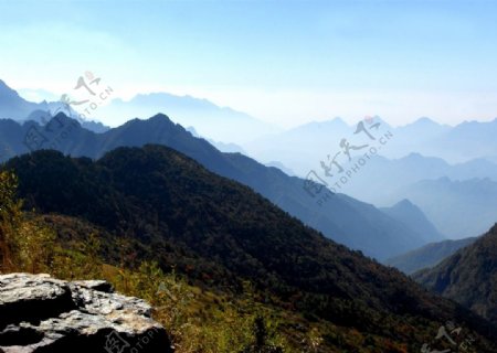 湖北神农架壮阔风景电脑壁纸