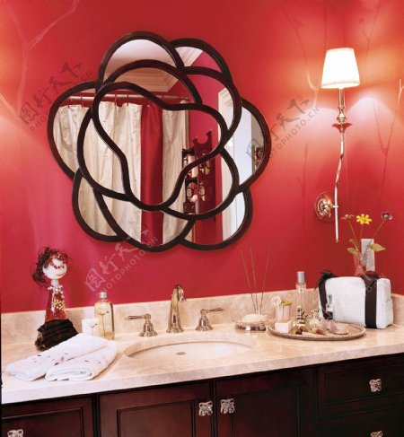现代风盥洗室花朵镜效果图