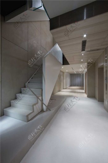 现代室内楼梯装修效果图