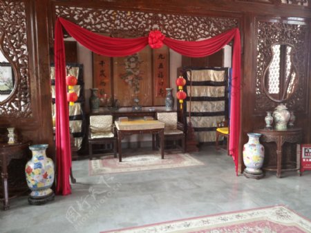 清朝古建筑瓷器青花瓷