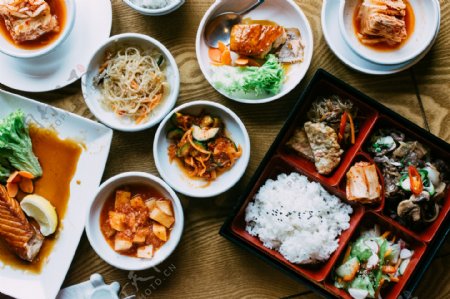 美食的韩国料理