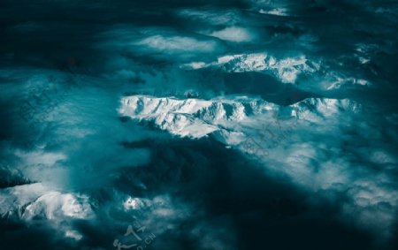 山川雪山