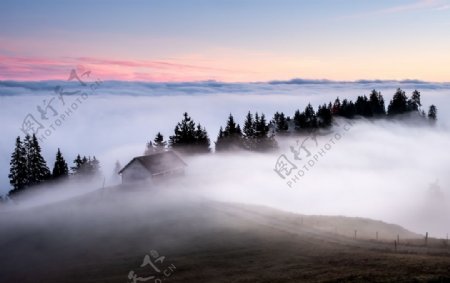 云雾飘渺的风景