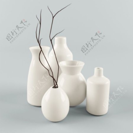 白色简洁花瓶