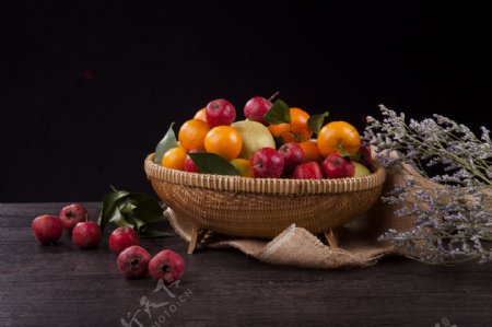 新鲜水果桔子梨子山楂实物图摄影图2