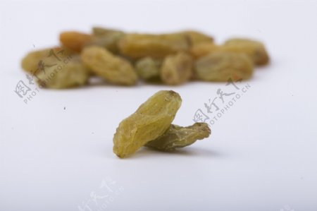 新疆葡萄干零食实物图摄影图3