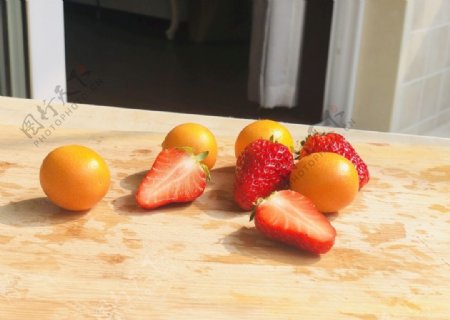 草莓水果果汁榨汁素材