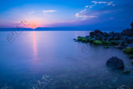 湖景夜晚黄昏湖山摄影