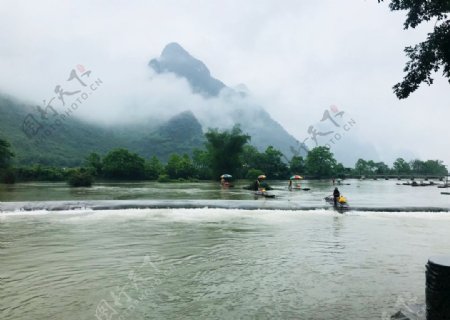 雨中桂林漓江