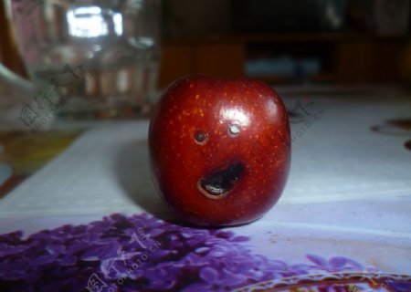 微笑的苹果