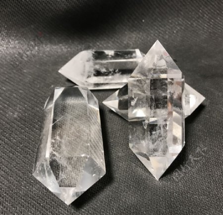 水晶透明晶簇
