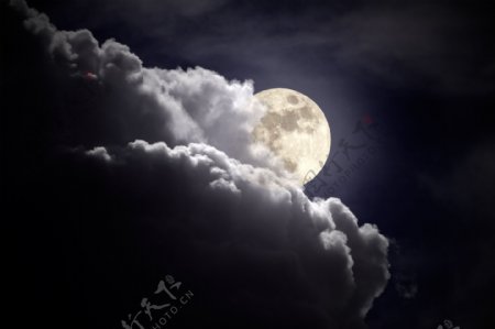 云朵月亮