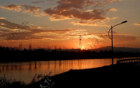 夕阳晚霞河道运河风景