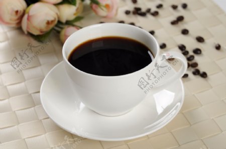 美式黑咖啡