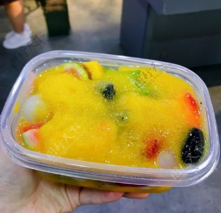 芒果冰沙水果捞