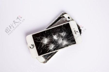 破损的手机摄影图图片