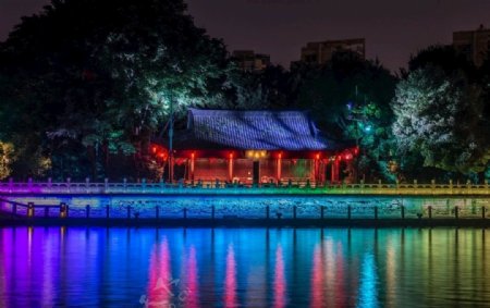 拱宸桥夜景五彩斑斓图片