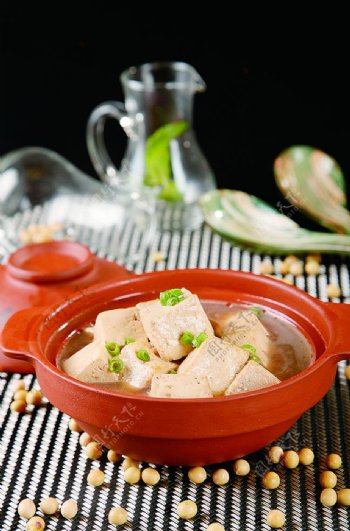 南北热菜农家石磨豆腐图片