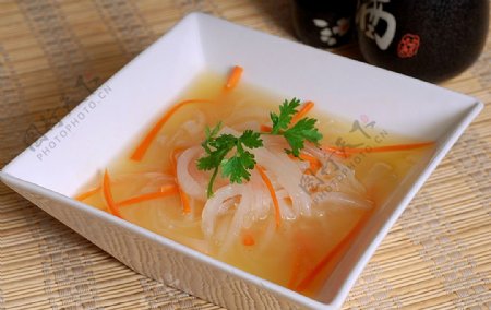 火锅配菜浓汤萝卜丝图片