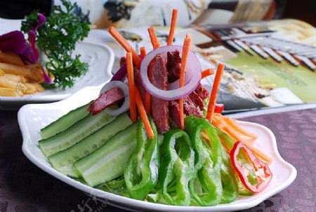 火锅配菜沙拉图片